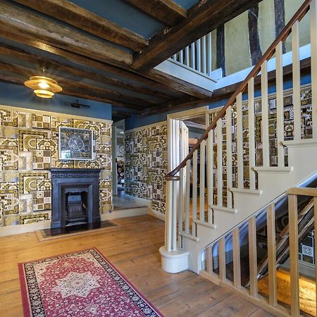 Huge Deluxe 600 Year Old Essex Manor, Hot Tub, Cinema Room, Sky Tv サフロン・ワルデン エクステリア 写真