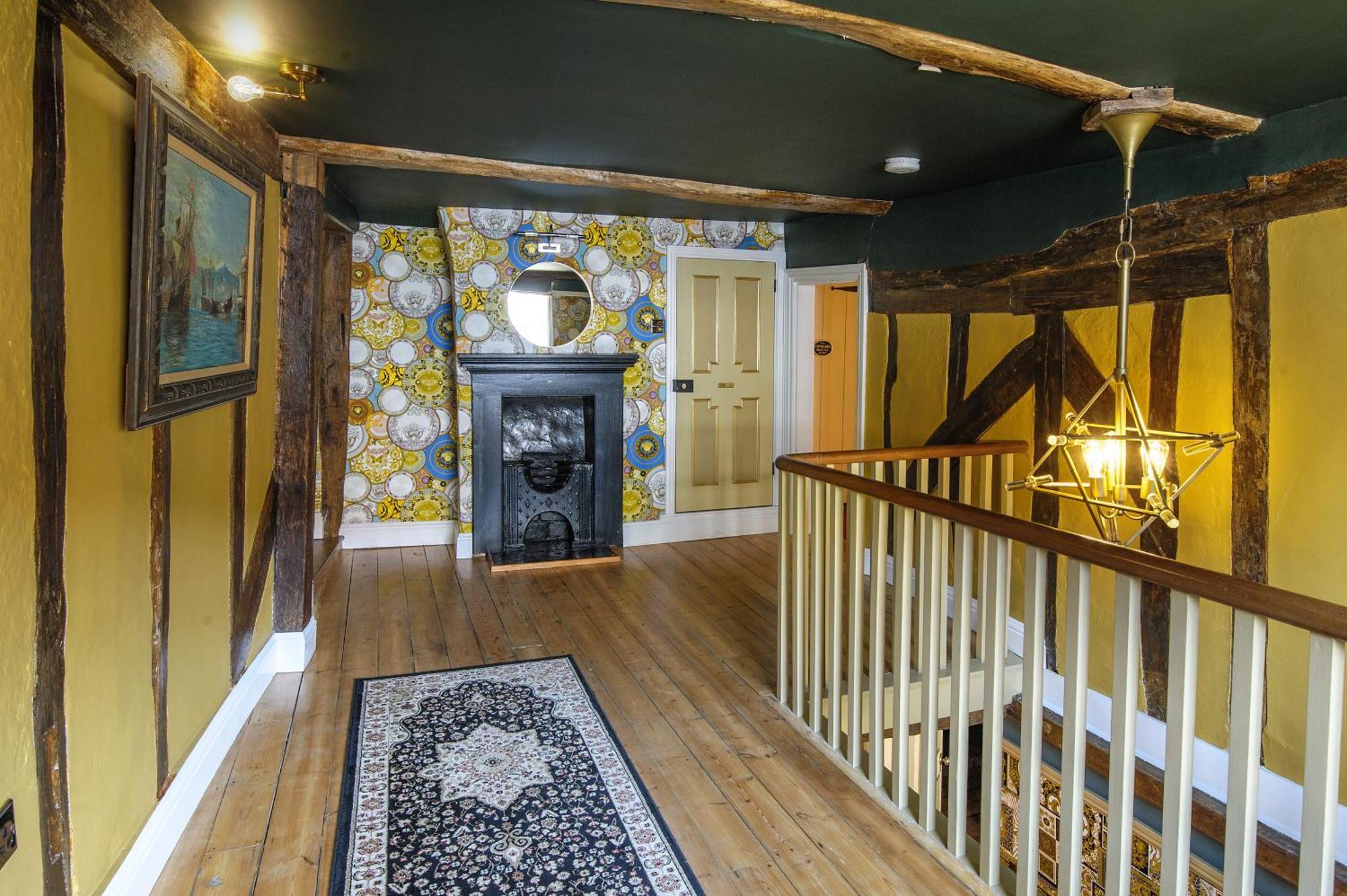 Huge Deluxe 600 Year Old Essex Manor, Hot Tub, Cinema Room, Sky Tv サフロン・ワルデン エクステリア 写真