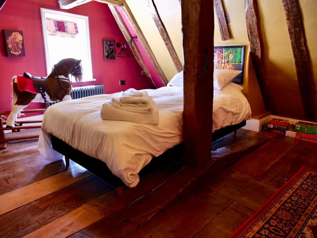 Huge Deluxe 600 Year Old Essex Manor, Hot Tub, Cinema Room, Sky Tv サフロン・ワルデン エクステリア 写真