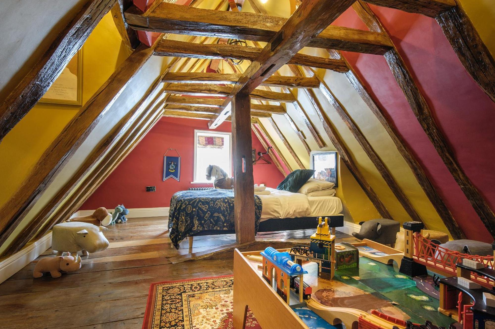 Huge Deluxe 600 Year Old Essex Manor, Hot Tub, Cinema Room, Sky Tv サフロン・ワルデン エクステリア 写真