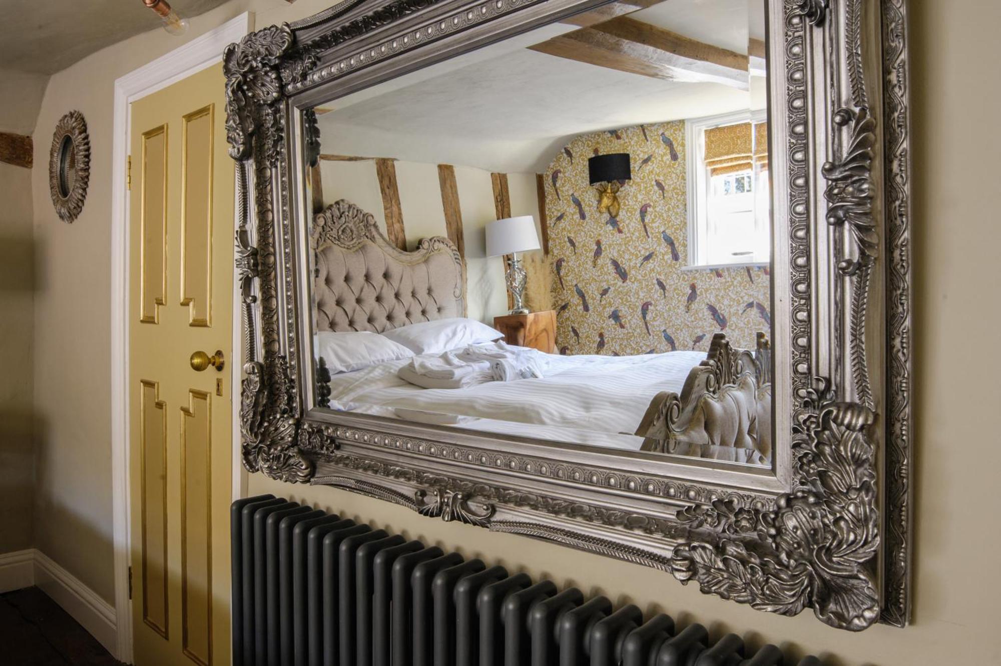 Huge Deluxe 600 Year Old Essex Manor, Hot Tub, Cinema Room, Sky Tv サフロン・ワルデン エクステリア 写真