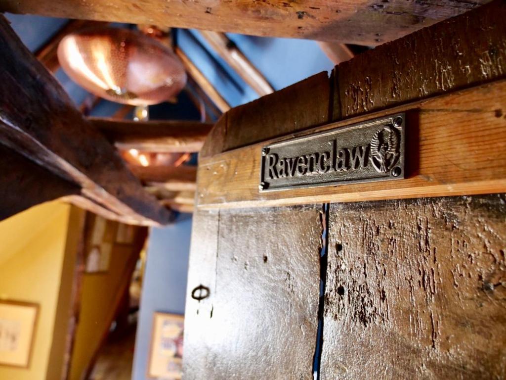 Huge Deluxe 600 Year Old Essex Manor, Hot Tub, Cinema Room, Sky Tv サフロン・ワルデン エクステリア 写真